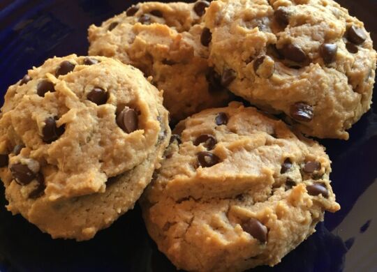 peanut butter chocolate chip cookies