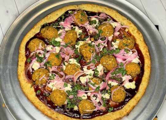 BBQ Lentil Meatball Pizza_Large_Jason