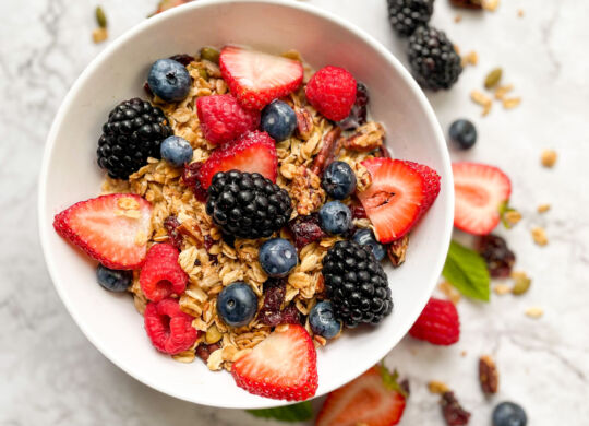 Crunchy Cranberry Pecan Granola Bowl_MA