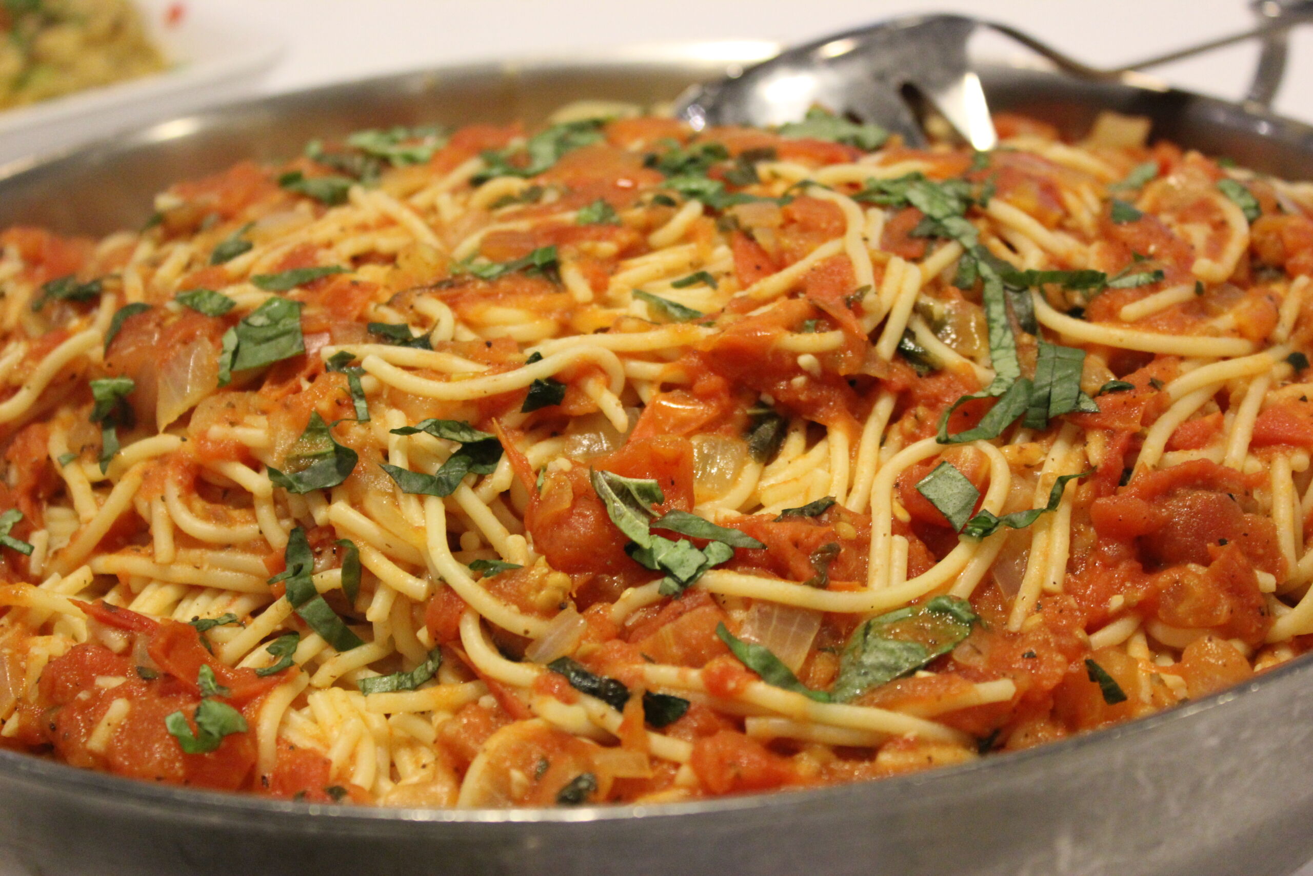 Pasta vermicelli with fresh roma tomato sauce