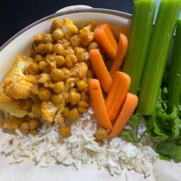 Buffalo chickpea bowl