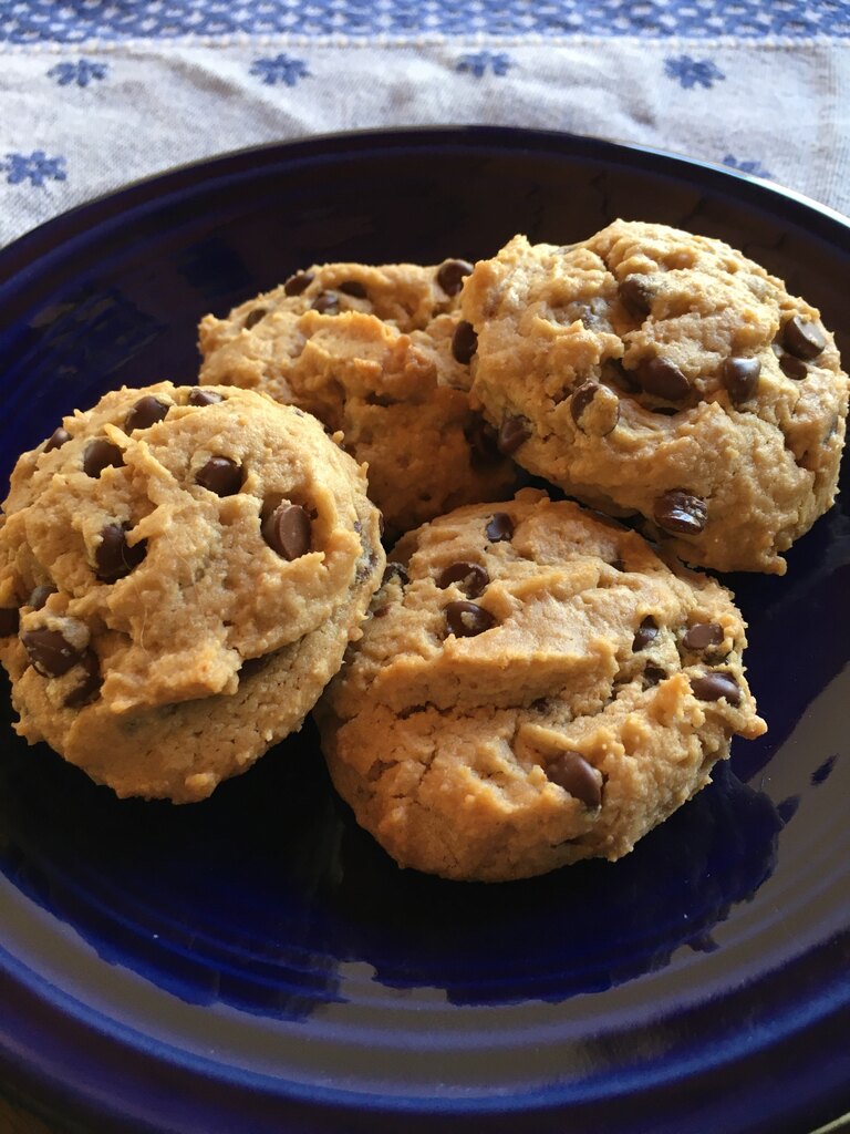 peanut butter chocolate chip cookies
