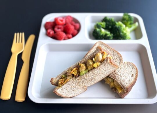 Sweet curry sandwich